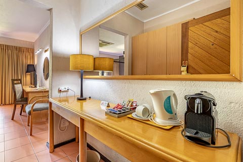 Sanbonani Resort - Luxury Hotel Rooms