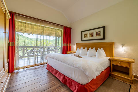 Sanbonani Resort Self-Catering Chalets