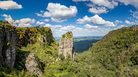 The Pinnacle Rock © www.theguys.co.za